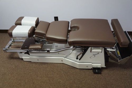 Zenith Model 240 Chiropractic Adjusting Table - St. Louis, MO