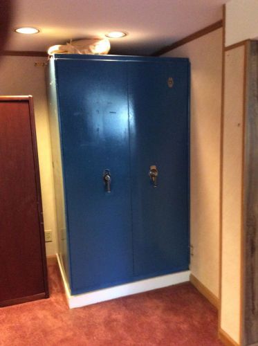 Remington rand safe cabinet 72&#039; tall 32 deep 42 wide fire proof in connecticut for sale