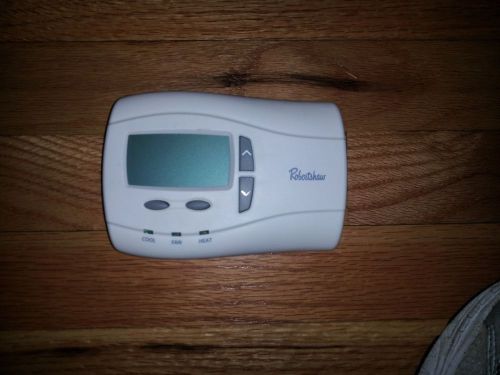 2 Robertshaw 9725i2 Deluxe Programmable Thermostat