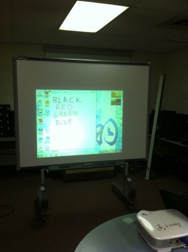 (6 Available To Sell) Smart Board SB 680 w/ Pen Tray, PENS and Cables.SMARTBOARD
