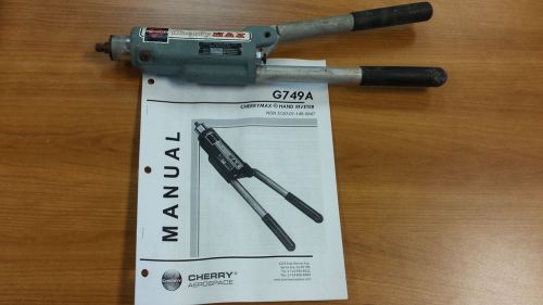 Cherry Max G749A hand riveter