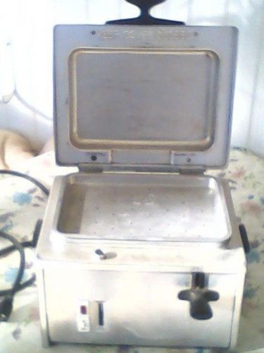 Wear-ever model 4000-4 commercial food and bun steamer for sale