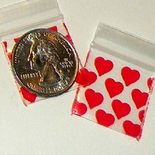 200 mini ziplock bags Red hearts  1010 Apple reclosable baggies 1 x 1&#034;