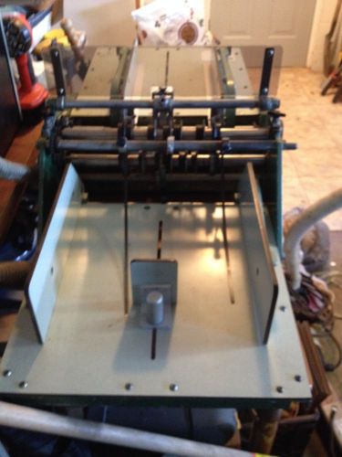 Pierce Equipment Perforatiing and Scoring Machine