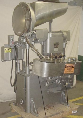 Resina screw capper. Model RU120-446.