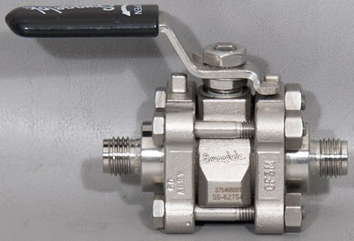 Swagelok/whitey ss-62ts4 1/4&#034; manual stainless steel 2-way ball valve for sale