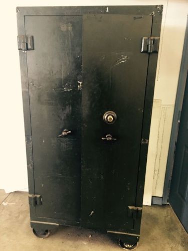 Antique Yale And Towne Double Door Safe 1895