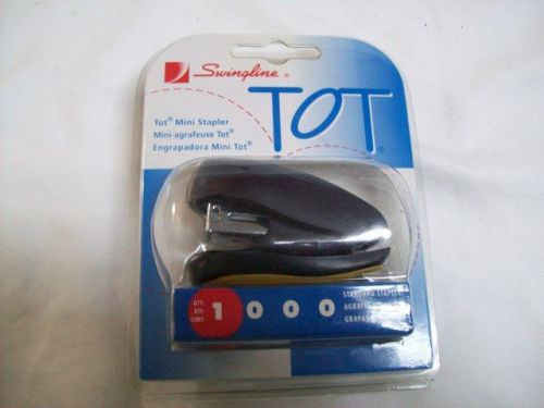 Swingline TOT Mini Stapler with Staples New in Sealed Package