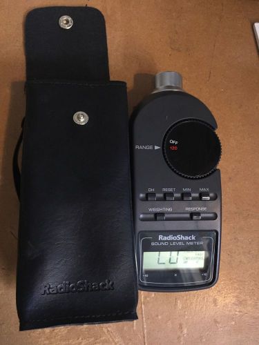 Radioshack Sound Level Meter 33 2055 A Working with Case