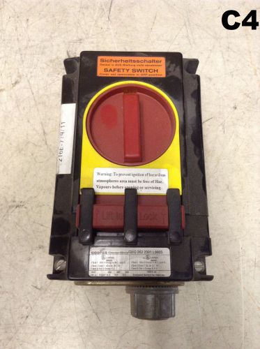 Cooper/Crouse-Hinds GHG2622301L0003 20A Safety Switch 600V 12.2HP