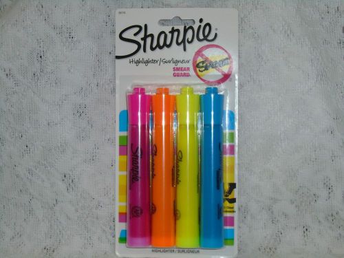 Sharpie 4-Pack Assorted Colors Chisel Tip Accent Tank Style Highlighters