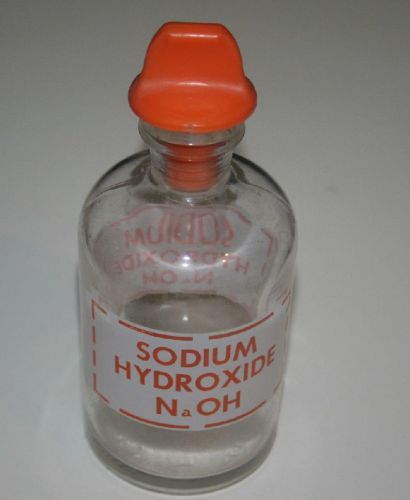 Lab glass sodium hydroxide bottle 250 ml