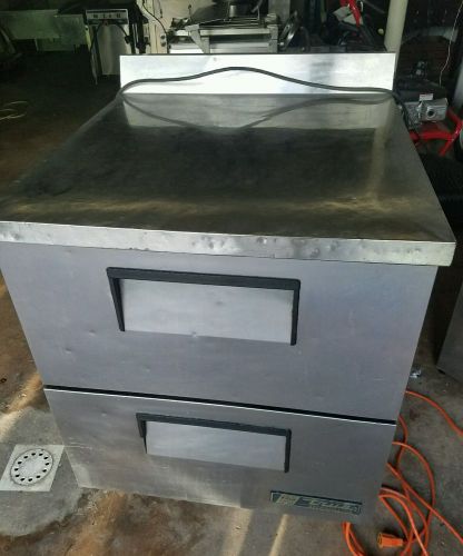 True twt27-2d two drawer holder  work top cooler refrigerator *works - must go for sale