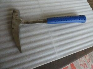 ESTWING 32 oz. Chisel Edge Rock Pick Bricklayers Mason&#039;s Hammer  Made in the USA