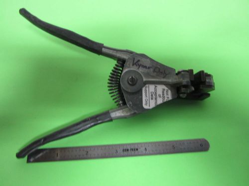 TOOL CABLE STRIPPER AS IS FOR PARTS  BIN#8Mxii