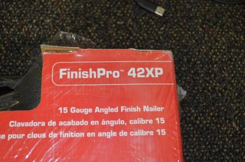 Senco FinishPro 42XP 15 Gauge Angled Finish Nailer 4G0001N