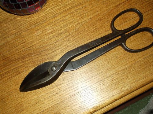 EXCELLENT PAIR OF WISS-9 TIN SNIPS CURVED PATTERN SHARP GREAT CUTTING SNIPS EST