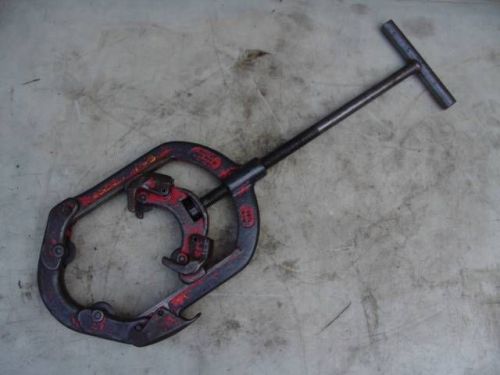 Reed hinged pipe cutter model h-6    4 to 6 inch pipes.  works well   #2 for sale