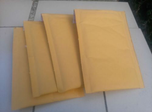 Lot of (100) 4 inches x 8 inches Self-Seal ULINE Bubble Mailers S-9984