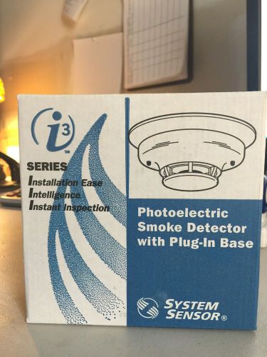 Sytem sensor: photoelectric smoke detector with plug-in base; group of 4 for sale