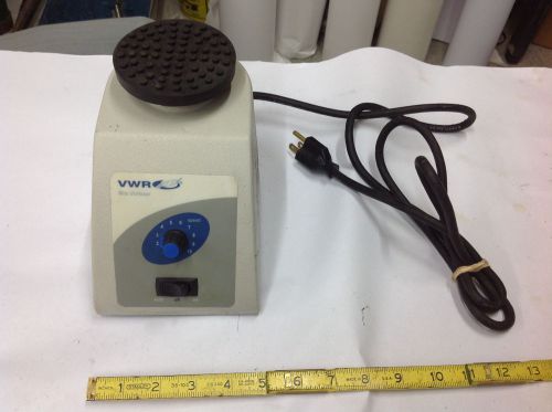 VWR 58816-12,  VM-3000  Mini Vortexer Shaker Stirrer Mixer. WORKING UNIT