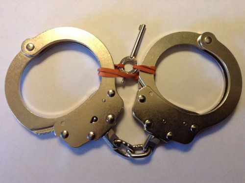 Peerless Handcuff Handcuffs Hand Cuff Nickle w/ 1 Key Included Nice Condition