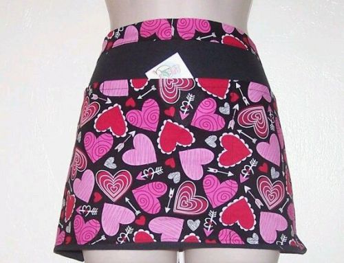 server waitress waist apron pink and red hearts with three pockets