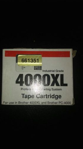 BROTHER 4000XL WHITE ON BLACK 1/2&#034; (12 mm) LABEL TAPE