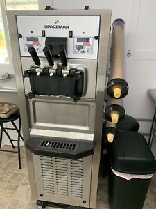 2017 Spaceman Soft Serve Ice cream machine