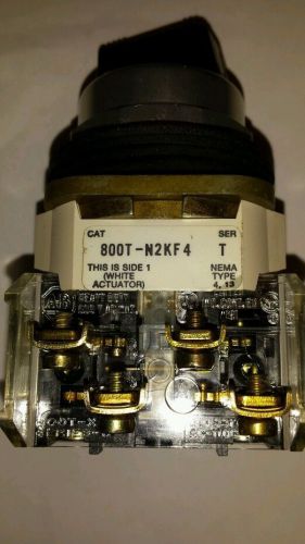 Allen Bradley 800T-N2KF4C Selector Switch