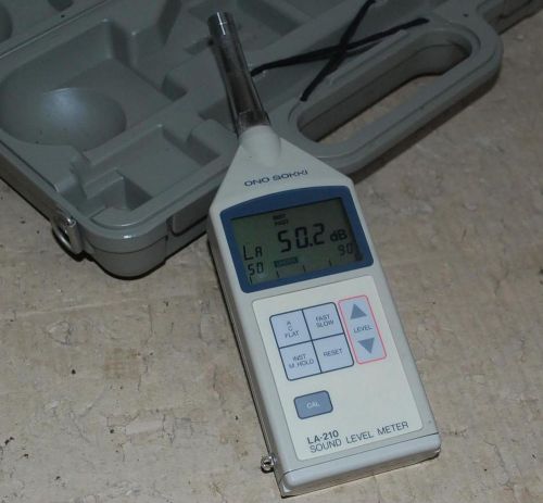 ONO SOKKI LA-210 Sound Level Meter