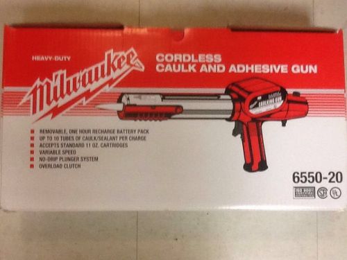 Milwaukee cordless caulk and adhesive gun HEAVY DUTY 12v