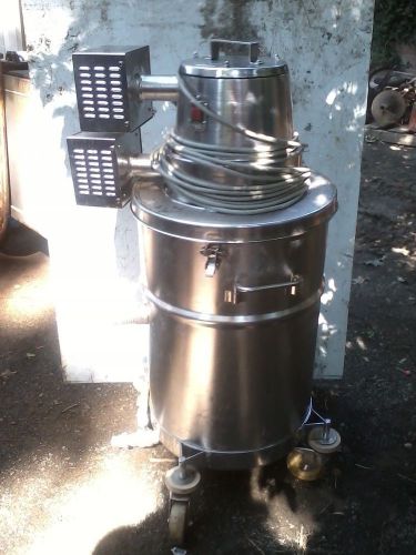 Nilfisk CWR-75SS Industrial Stainless Steel Vacuum