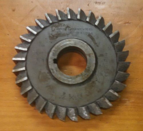USED BROWN &amp; SHARPE MILLING CUTTER (4-3/4 O.D X 11/16 WIDTH X 1-1/4 ARBOR HOLE)
