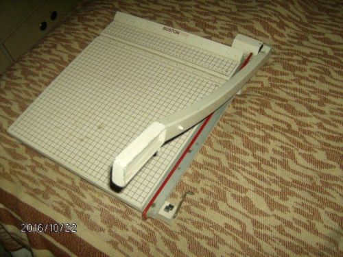 Boston Model 2618 Paper Cutter Heavy Duty Cuts Smooth &amp; Straight Safety Latch
