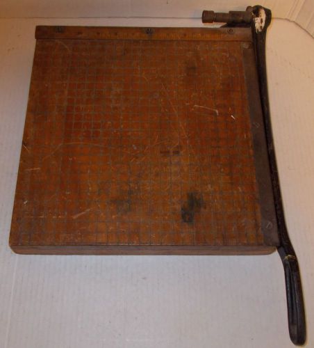 Vintage Wooden 12&#034; INGENTO #4 Paper Cutter Grid Cast Iron Guillotine Ideal