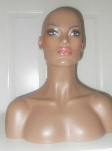 MANNEQUIN HEAD BUST for lace wigs