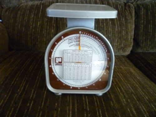 Vintage Pelouze Postal Scale 5 Pound With 1978 Postage Rates Made In The USA