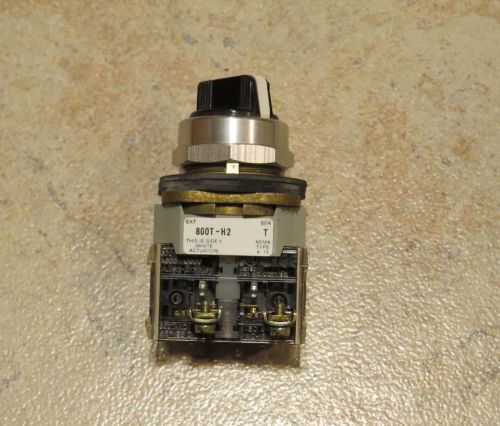 ALLEN BRADLEY 800T-H2D1 SELECTOR SWITCH 2 POSITION MAINTAINED   0I