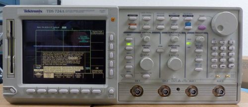 Tektronix TDS 724A Color Two Channel Digitizing Oscilloscope 500MHz 1 GS/s