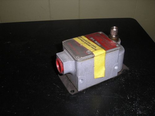 Namco controls ea700 700000 snap-lock limit switch, new no box for sale