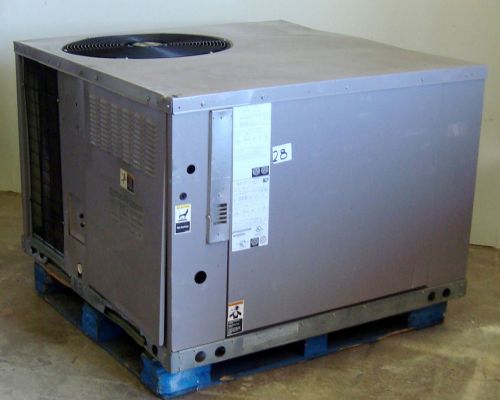 Icp 3 ton packaged air conditioner with gas heat, pgad36, 208/230v 3 ph - new 28 for sale