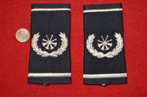 Pair Fire Assistant/Deputy Chief Epaulet Shoulder Boards 4 Bugles With Wreath