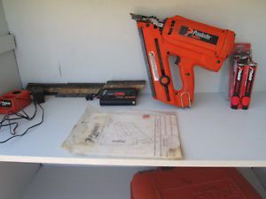 Paslode Impulse Nailer With Accesories