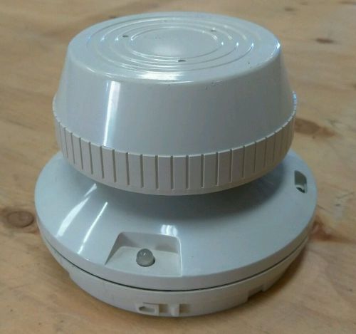 Edwards EST 1551F Smoke-Automatic Fire Detector Head *USED* UL LISTED