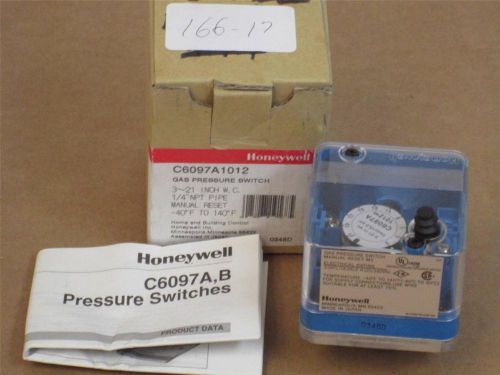 Honeywell  C6097A1012  Gas Pressure Switch; Manual Reset M2; 1/4&#034; NPT Pipe