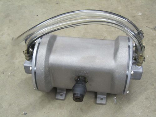 Vacuum Pump  21245 70 cm hg Norgren filter gauge Cast
