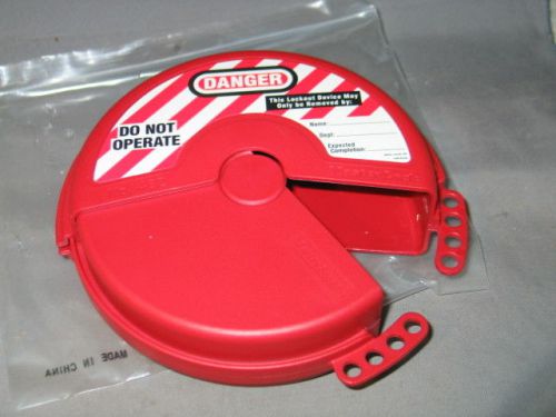 Master Lock Safety Series #482 Valve Lock Out 4&#034; to 6-1/2&#034;