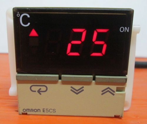 Omron e5cs e5cs-qkj temperature controller for sale
