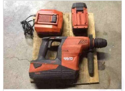 HILTI TE 30-C AVR HAMMER DRILL  CHARGER,BATTERY